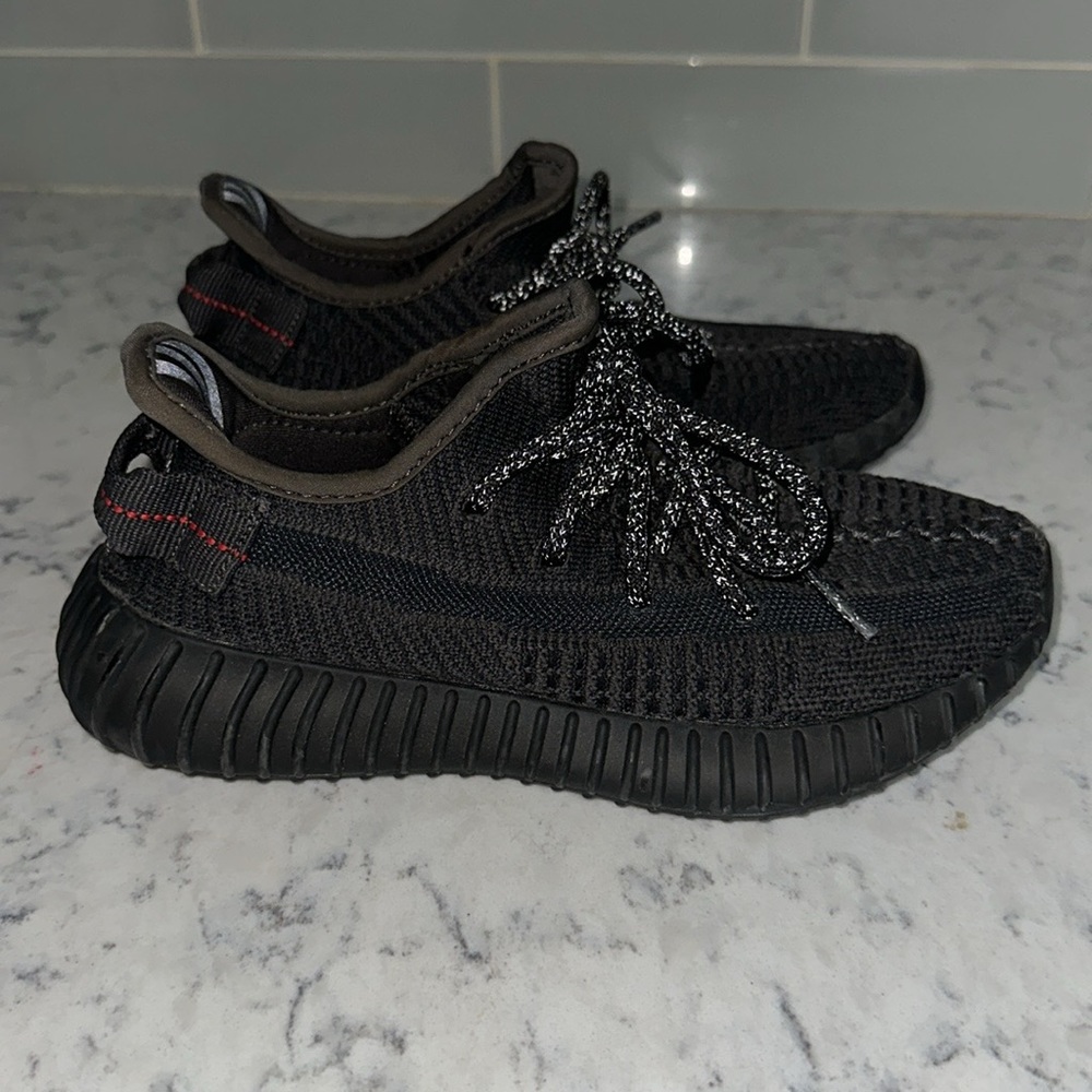 Yeezy 350 v2 black reflective